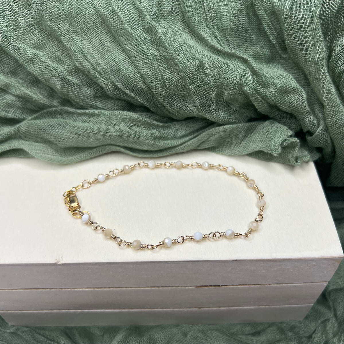 Mother of Pearl Bracelet – 14k Gold Filled