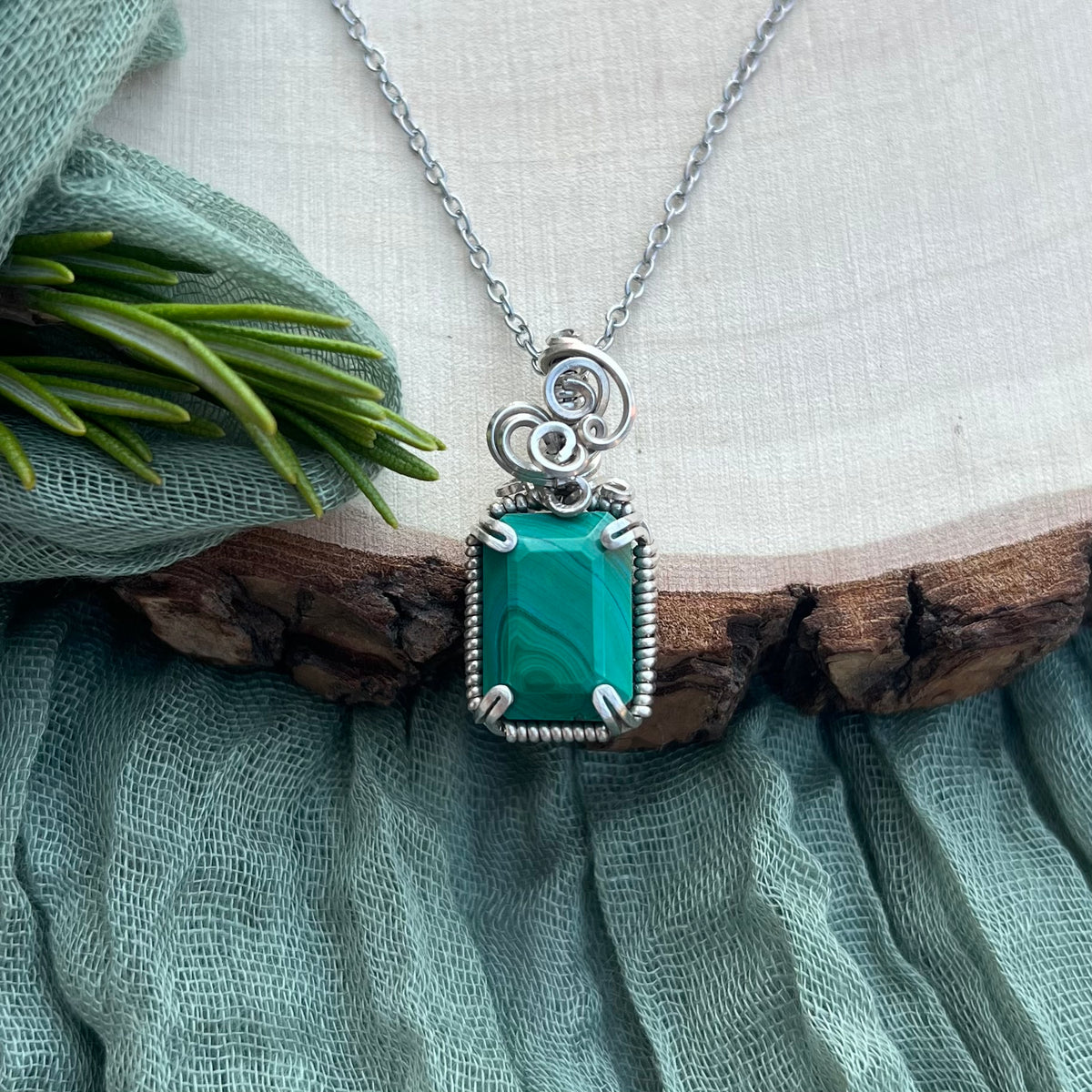 Malachite Pendant|Argentium Silver