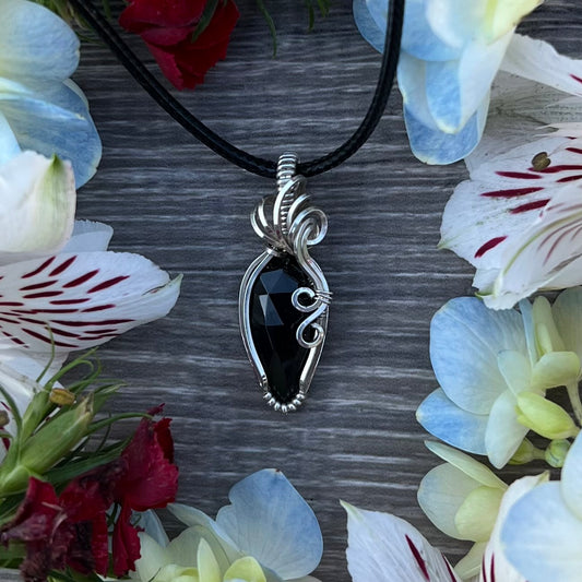 Black Onyx Pendant in Argentium Silver